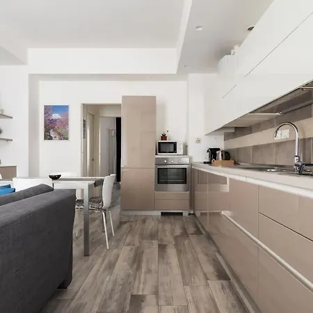 Bilocale - La Ringhiera Dell'isola Apartment *
